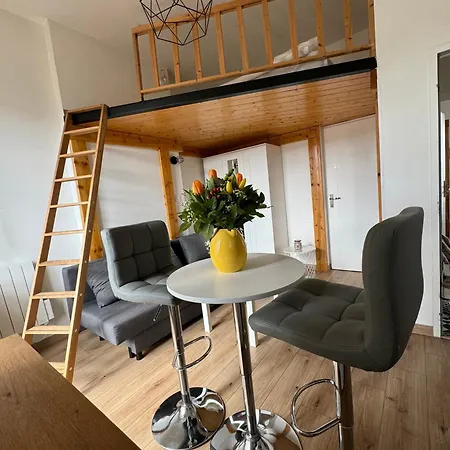 Apartment Centre