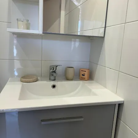 Apartment Centre